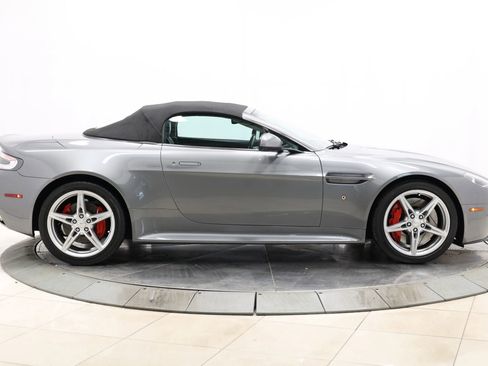 Used 2016 Aston Martin V8 Vantage S RWD image 40