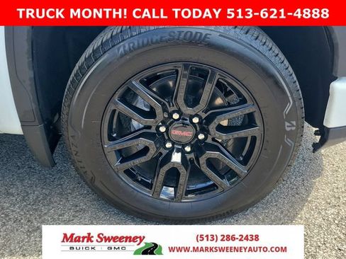 Used 2025 GMC Sierra 1500 Elevation AWD/4WD image 5