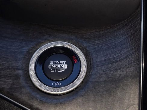 Used 2022 Jeep Grand Cherokee L Overland w/ Luxury Tech Group IV image 17