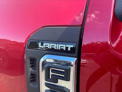 Used 2024 Ford F250 Lariat w/ Chrome Package image 9