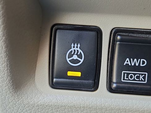 Certified 2022 Nissan Rogue Sport SV image 22