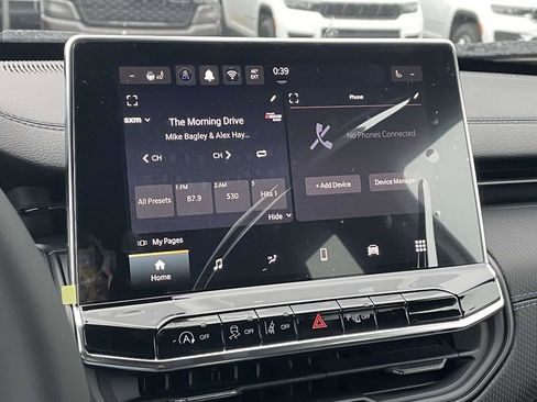 New 2026 Jeep Compass Limited image 37