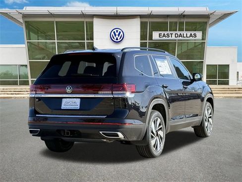 New 2026 Volkswagen Atlas SE image 3