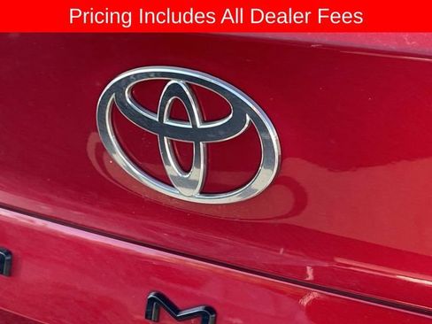 Used 2025 Toyota Camry SE FWD image 7