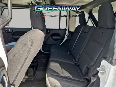 Used 2023 Jeep Wrangler Unlimited Sport AWD/4WD image 12
