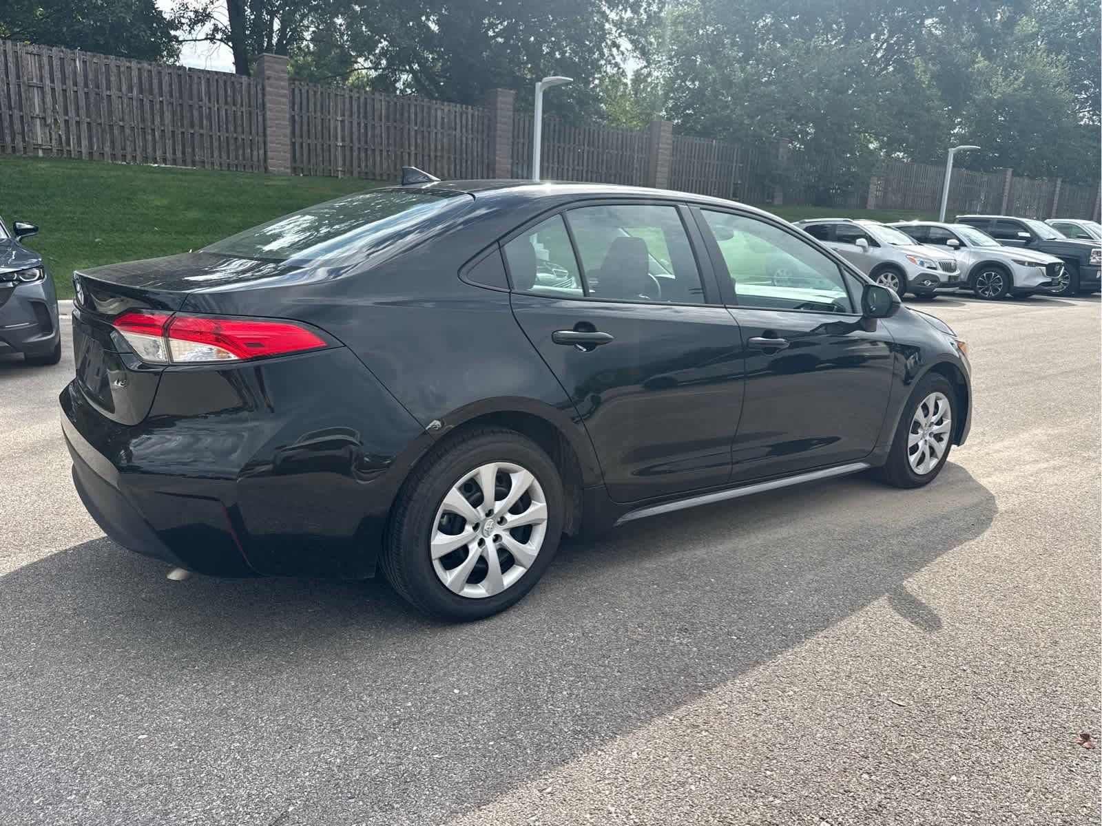 Used 2025 Toyota Corolla LE FWD image 4