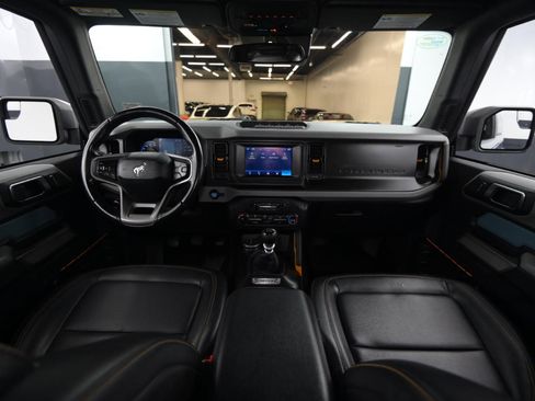 Used 2023 Ford Bronco Badlands image 23