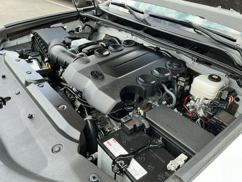 Certified 2024 Toyota 4Runner SR5 image 22