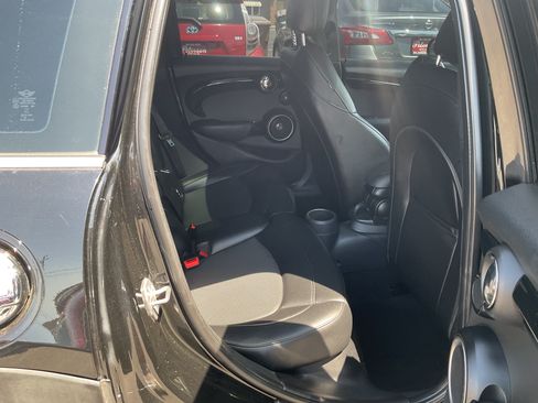 Used 2015 MINI Cooper S FWD image 12