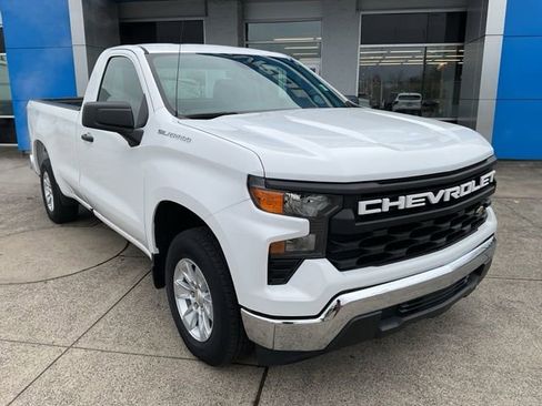 Used 2022 Chevrolet Silverado 1500 W/T image 2