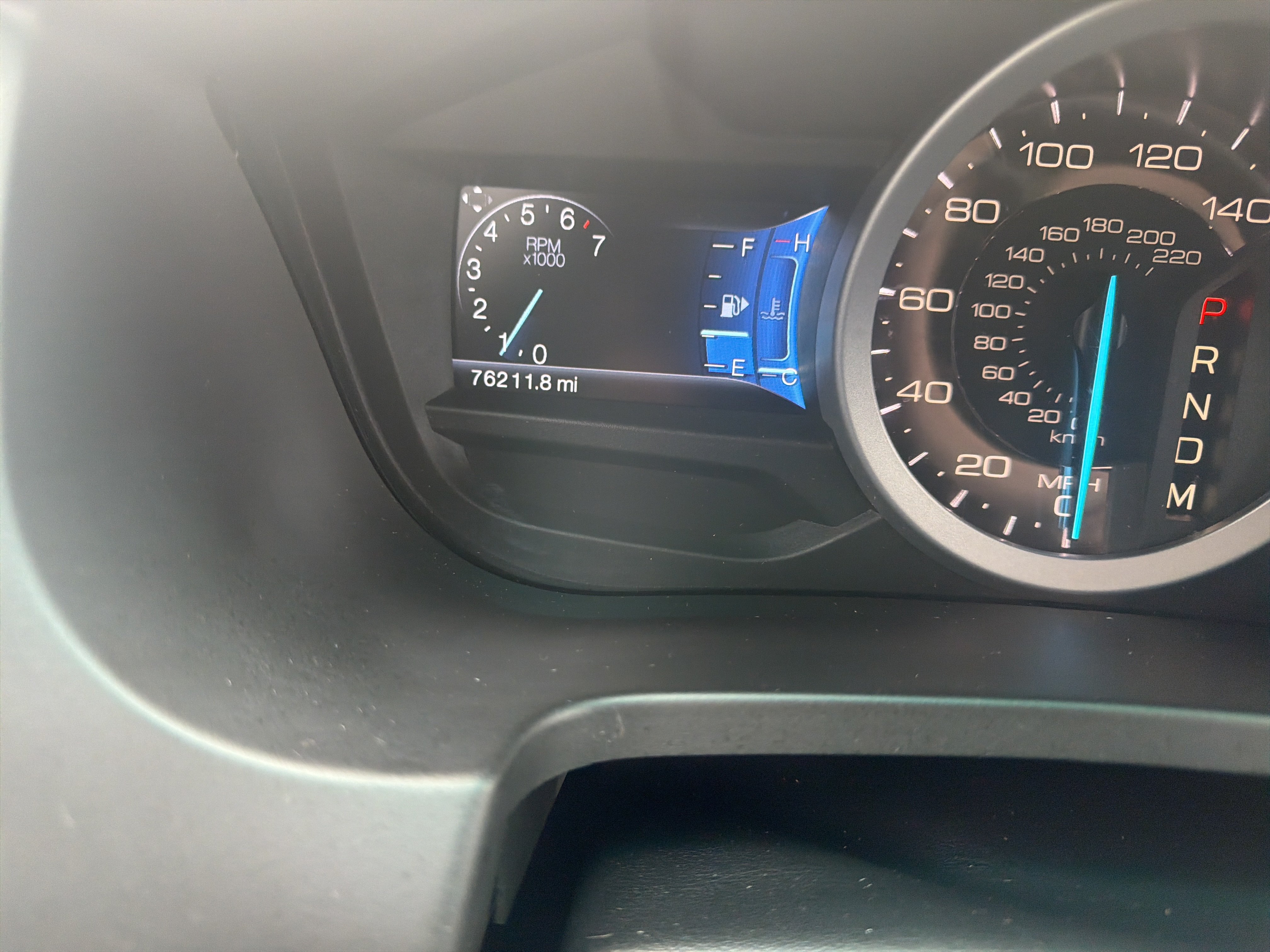 Used 2014 Ford Explorer XLT w/ Equipment Group 202A AWD/4WD image 23