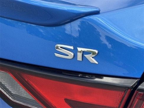 Used 2023 Nissan Sentra SR w/ SR Premium Package image 33