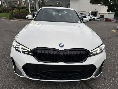 Used 2023 BMW 330i xDrive Sedan w/ M Sport Package AWD/4WD image 14