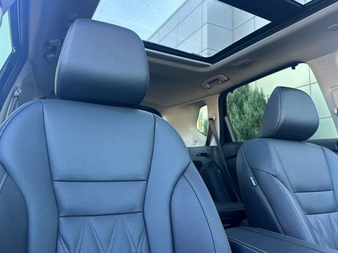 New 2026 Nissan Rogue Platinum w/ Platinum Premium Package AWD/4WD image 17