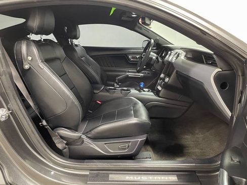 Used 2015 Ford Mustang GT Premium w/ Equipment Group 401A RWD image 23