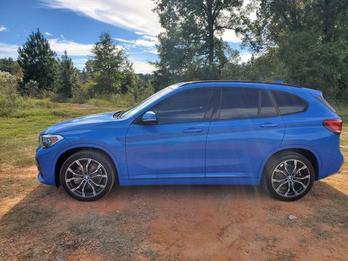 Used 2020 BMW X1 sDrive28i w/ Premium Package image 3