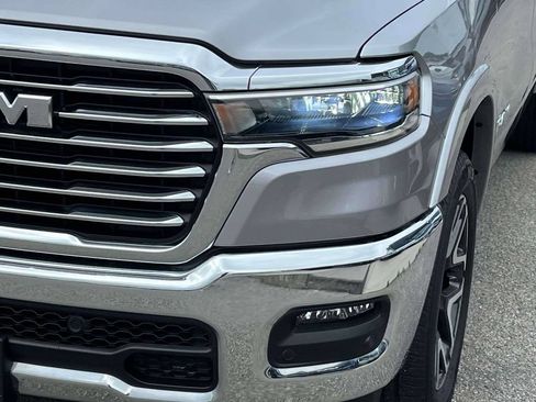 Used 2025 RAM 1500 Laramie AWD/4WD image 33
