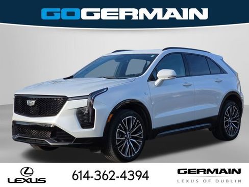 Used 2024 Cadillac XT4 Sport image 3
