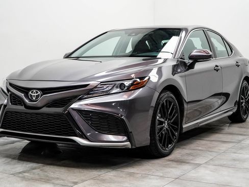 Used 2024 Toyota Camry XSE image 6