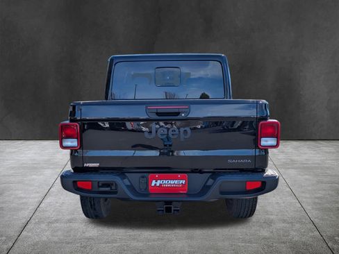 New 2026 Jeep Gladiator Sport AWD/4WD image 5