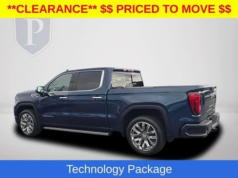 Certified 2023 GMC Sierra 1500 Denali w/ Denali Reserve Package AWD/4WD image 11