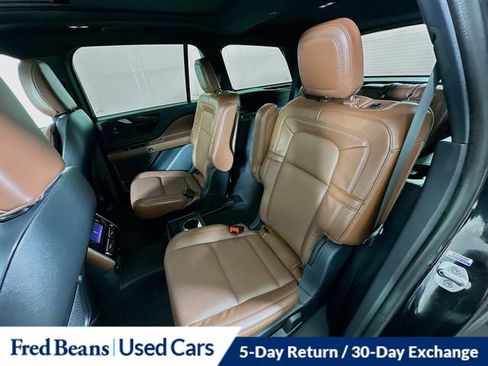 Certified 2025 Lincoln Aviator Reserve w/ Illumination Package AWD/4WD image 28