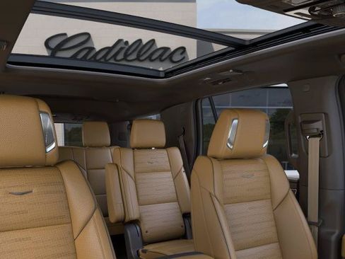 New 2026 Cadillac Escalade Luxury w/ LPO, Floor Liner Package AWD/4WD image 37