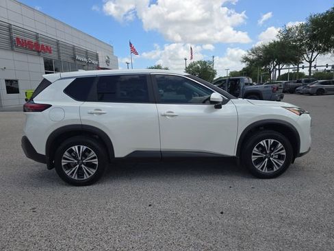 Certified 2023 Nissan Rogue SV image 9