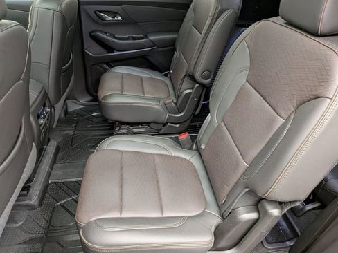 Used 2023 Chevrolet Traverse High Country w/ LPO, Floor Liner Package AWD/4WD image 21