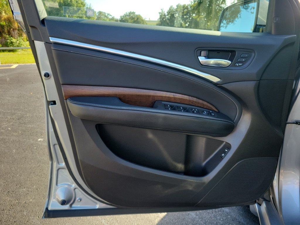Used 2020 Acura MDX w/ Advance Package AWD/4WD image 18