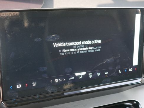 New 2025 Ford Expedition Active image 13