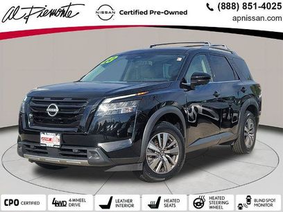 Certified 2023 Nissan Pathfinder SL w/ Black Appearance Package