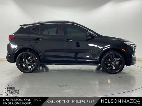 Used 2024 Buick Encore GX Sport Touring image 5