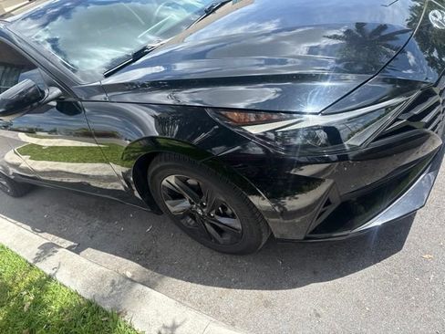 Used 2021 Hyundai Elantra SEL FWD image 10