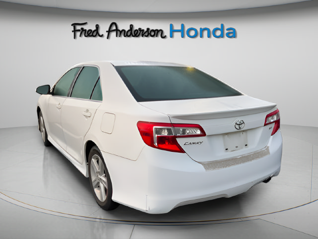 Used 2014 Toyota Camry SE FWD image 5