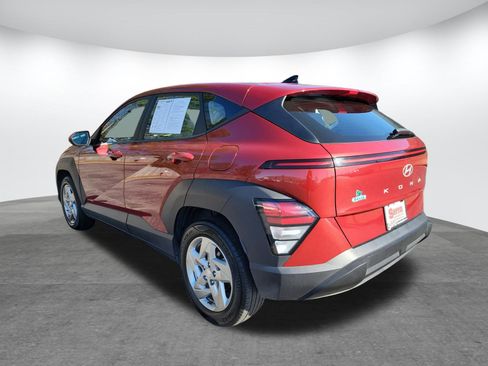 Used 2024 Hyundai Kona SE image 27