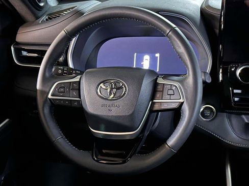 Certified 2026 Toyota Highlander XSE image 18