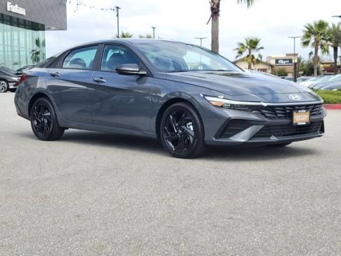 New 2026 Hyundai Elantra Sport FWD image 31