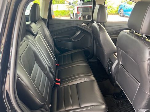 Used 2017 Ford Escape Titanium w/ Equipment Group 301A AWD/4WD image 15