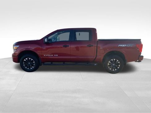Used 2018 Nissan Titan PRO-4X image 2