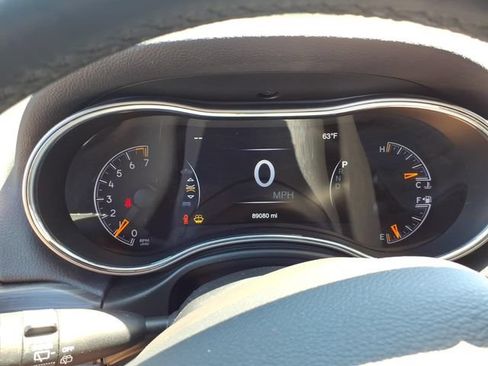 Used 2021 Jeep Grand Cherokee Laredo AWD/4WD image 8