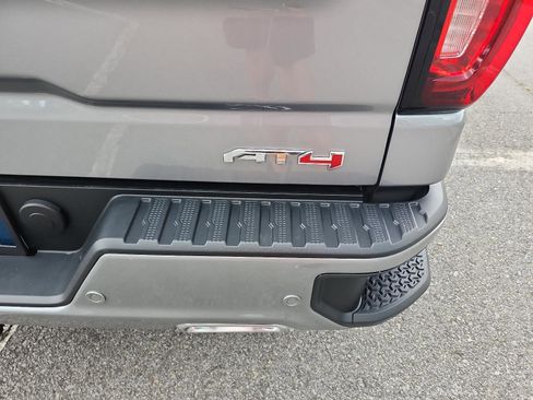 Certified 2025 GMC Sierra 1500 AT4 w/ AT4 Premium Package AWD/4WD image 5