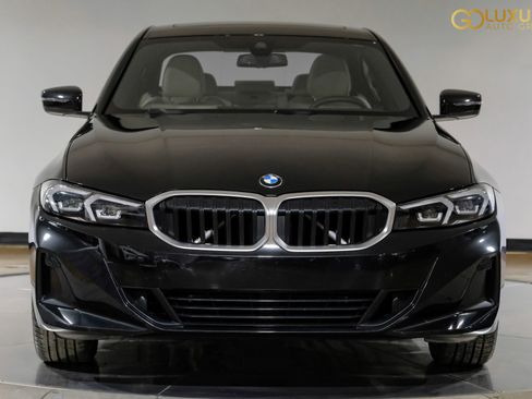 Used 2025 BMW 330i Sedan w/ Convenience Package RWD image 7