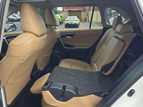Used 2021 Toyota RAV4 XLE Premium FWD image 12