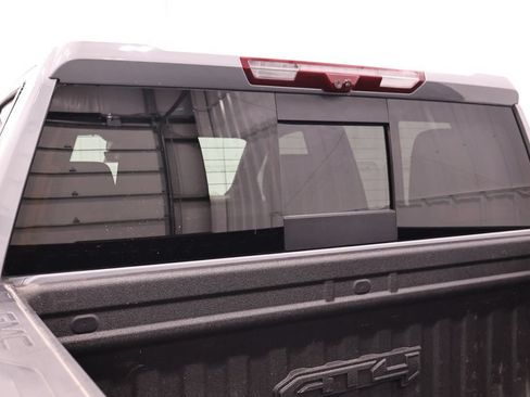 Used 2024 GMC Sierra 1500 AT4 w/ Technology Package AWD/4WD image 39