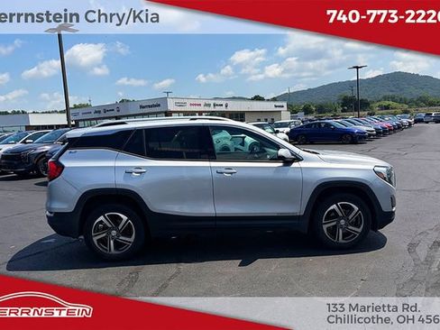 Used 2020 GMC Terrain SLT AWD/4WD image 28