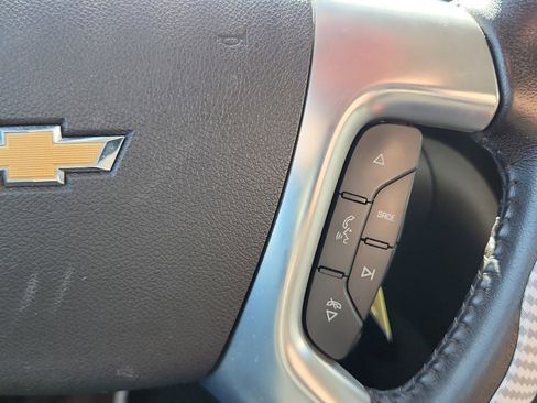 Used 2016 Chevrolet Traverse LT image 15