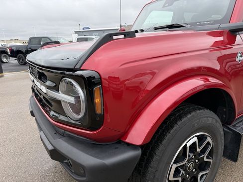 Used 2021 Ford Bronco Outer Banks image 37