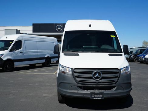 Used 2024 Mercedes-Benz Sprinter 144 Cargo image 2