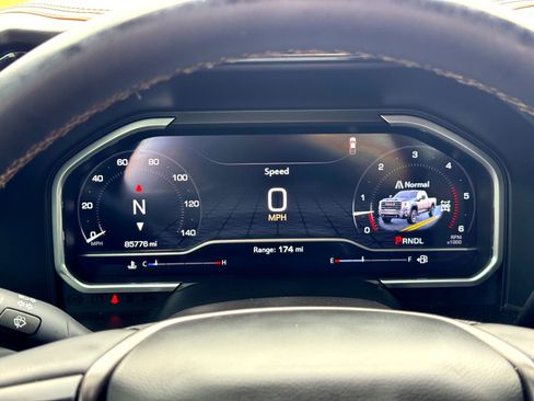 Used 2024 GMC Sierra 2500 AT4 w/ AT4 Preferred Package image 28